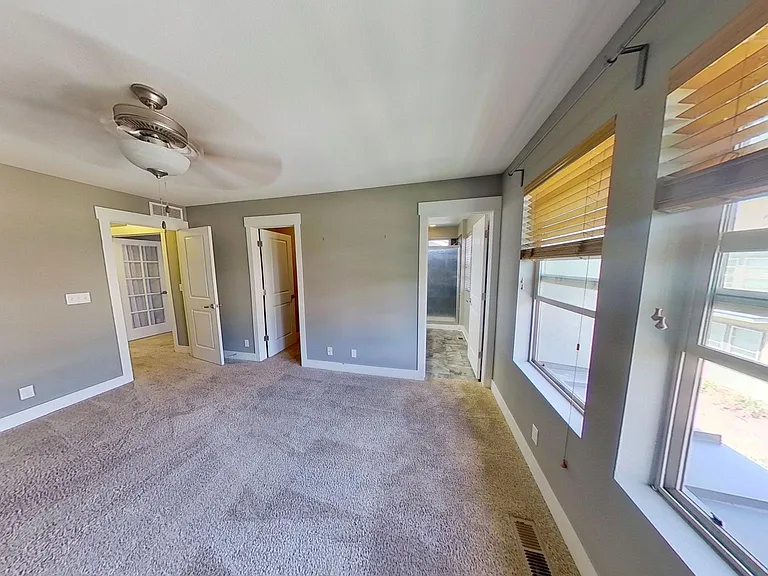 523 S Vance Ct — Photo 8