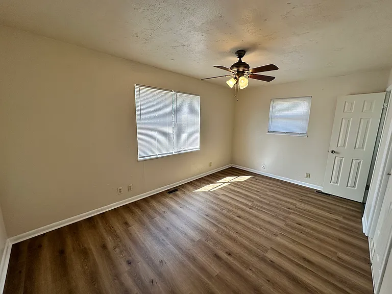 5028 N Linn Ave — Photo 21