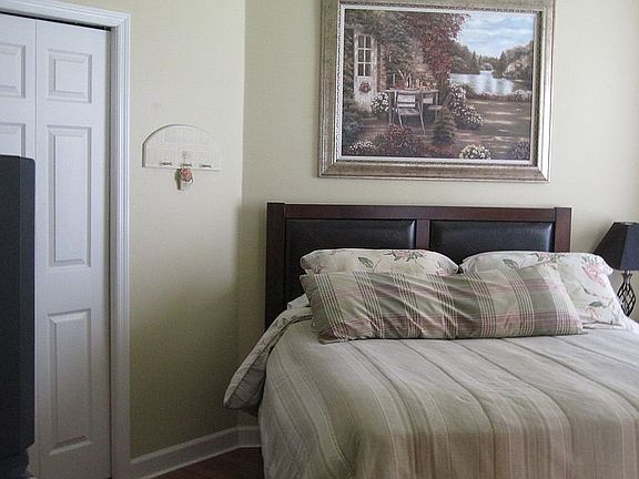 4th image of 1809 SW Sea Holly Way