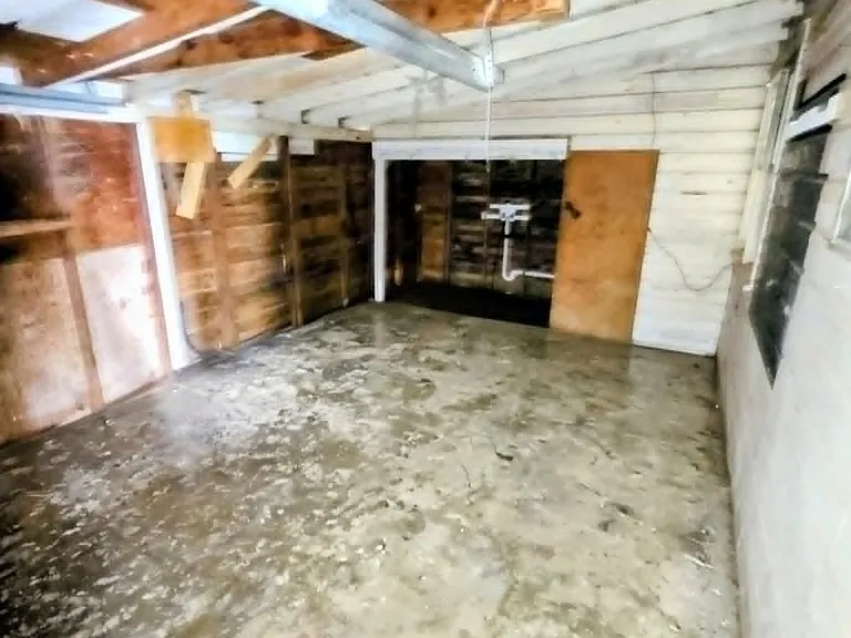 2606 Avenue V — Photo 31