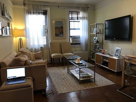 2nd image of 136 W 4th St APT 3B