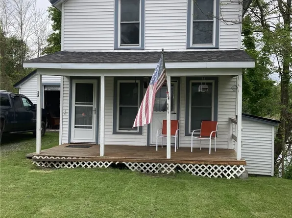 38 Bridge St, Cleveland, NY 13042