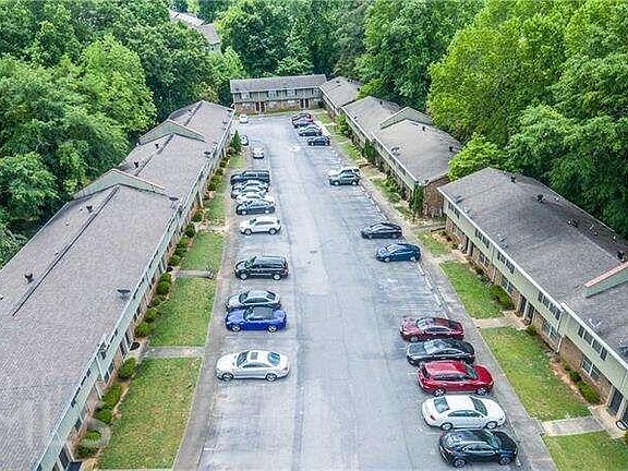 5th image of 9 Villa Ct SE