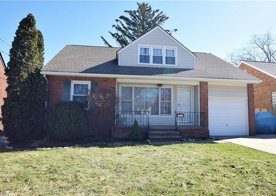 1st image of 5995 Maplecliff Dr
