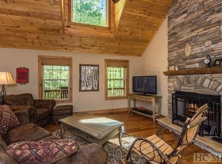 1786 Black Oak Dr, Sapphire, NC 28774