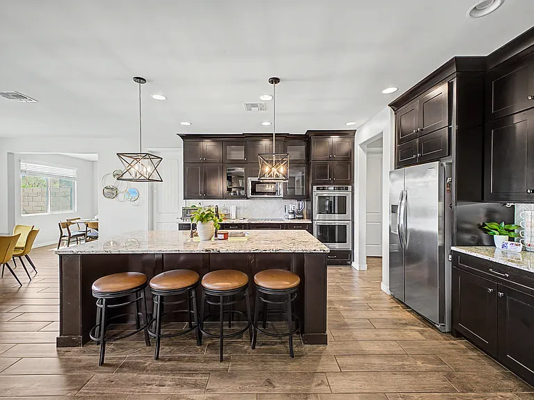 11961 N Silver Village Pl — Photo 14