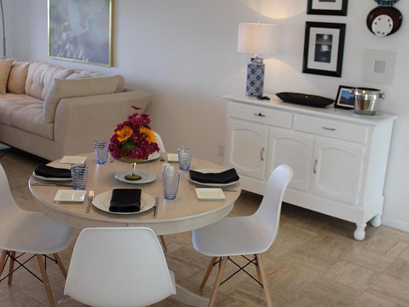 3rd image of 6279 Sun Blvd APT 112