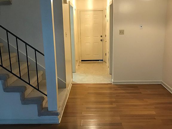 5th image of 10502 Haleyford Ln