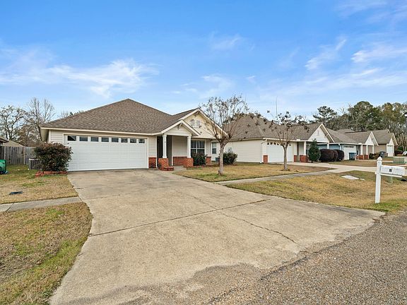 2nd image of 8 S Village Ln