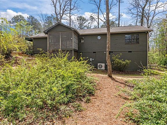 3rd image of 358 Folly Farms Cir