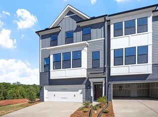 2122 Pink Peony Cir #153, Durham, NC 27703
