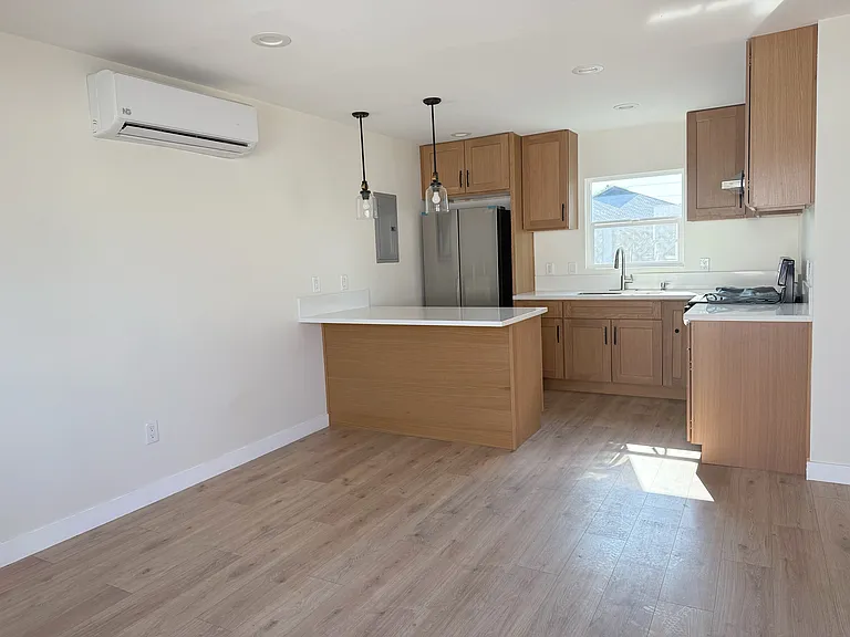 11405 E Lindale St — Photo 4