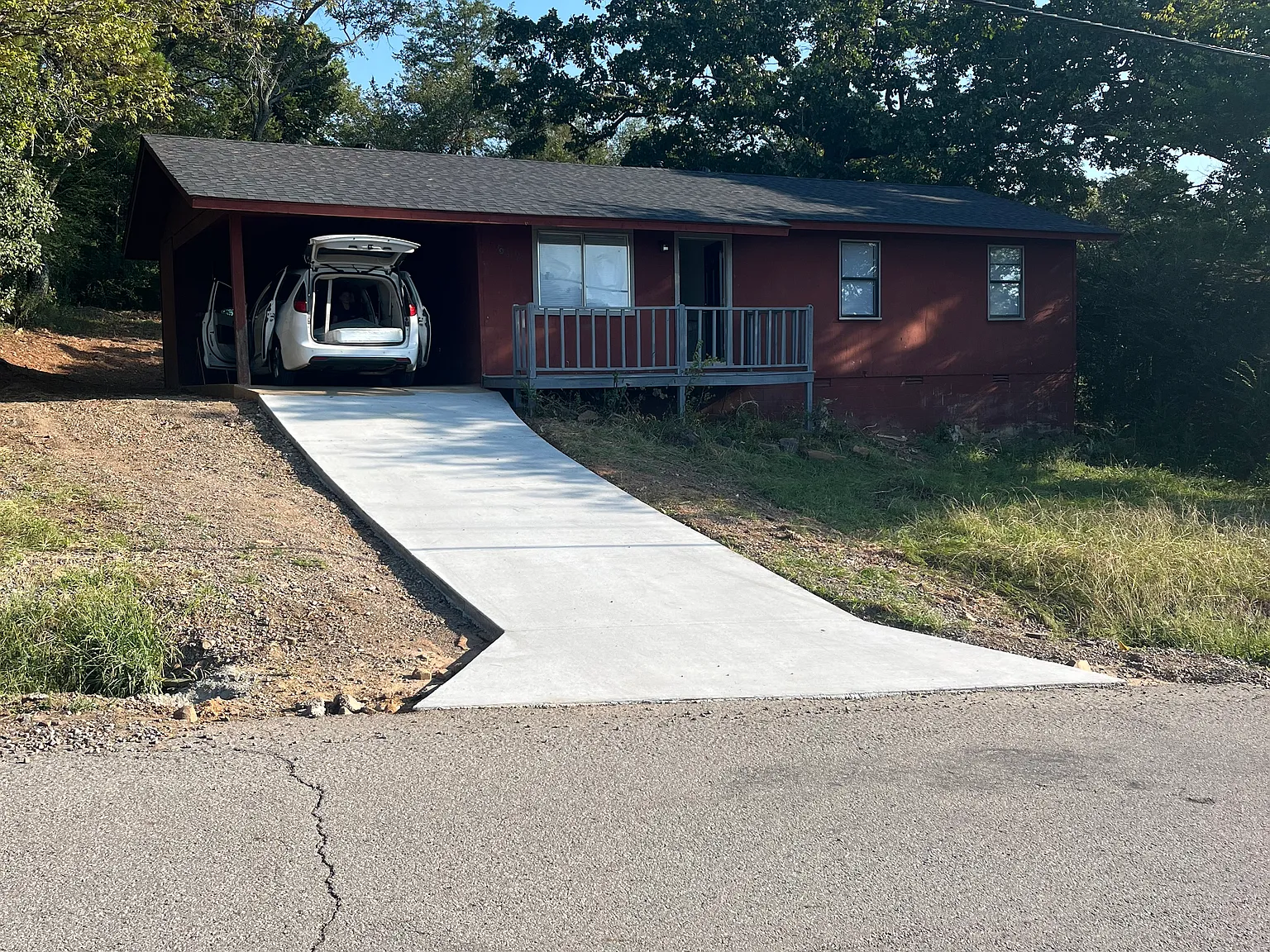 3 bed, 1400 sqft, $1,000 — Photo 1