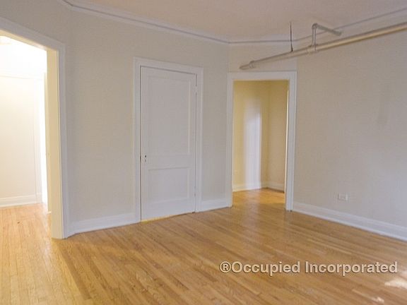 5th image of 1372 W Greenleaf Ave APT G