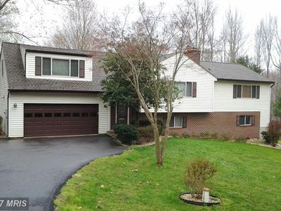 910 Warner Dr, Huntingtown, MD, 20639