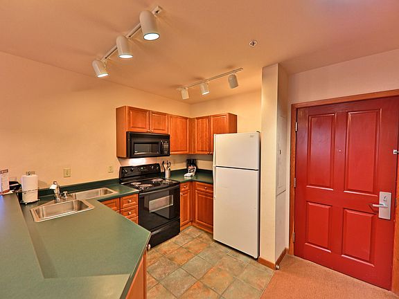 4th image of 401 Nystrom Ln #1317