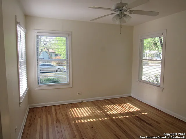3 bed, 2.0 bath, 1268 sqft, $2,125 — Photo 4