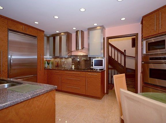 3rd image of 134 Country Club Dr #134