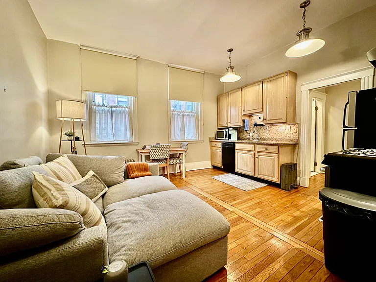68 Phillips St #1 — Photo 6