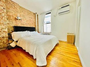 1015 6th Ave APT 3B, New York, NY 10018