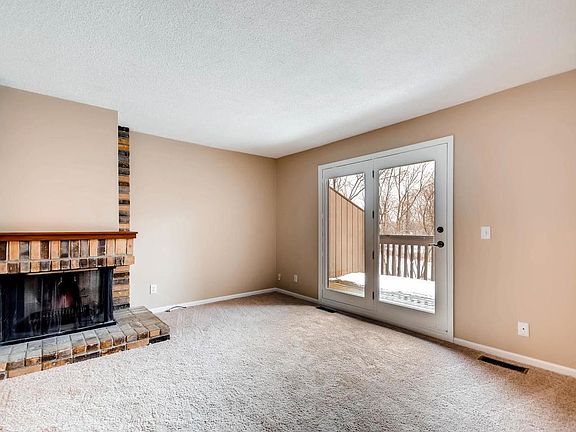 3rd image of 83 River Woods Ln