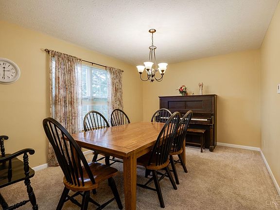 5th image of 6764 Stallings Ln
