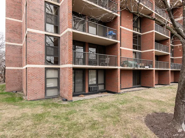 3021 S Michigan Ave Unit 214, Chicago, IL 60616