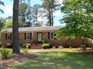 602 S Charles St, La Grange, NC 28551