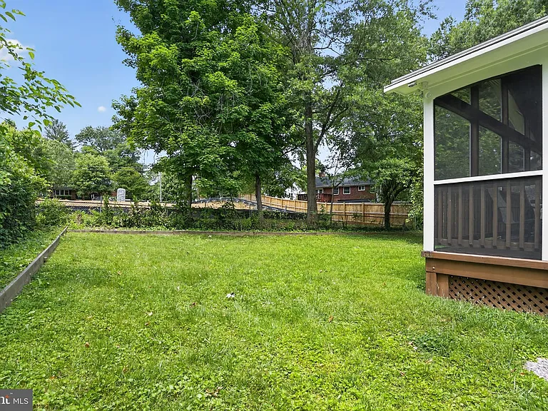 1452 Dewberry Ct — Photo 6