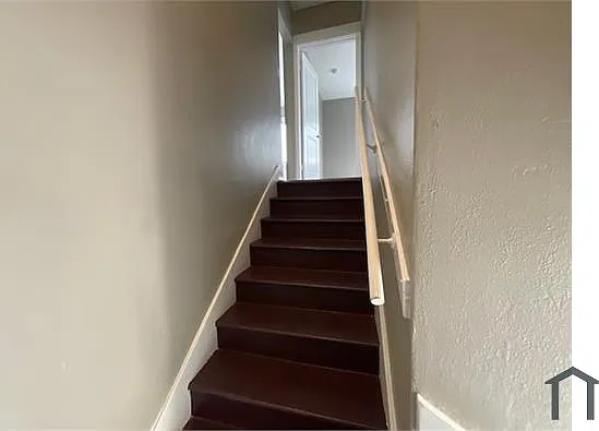 1445 Warren Ave #D — Photo 2