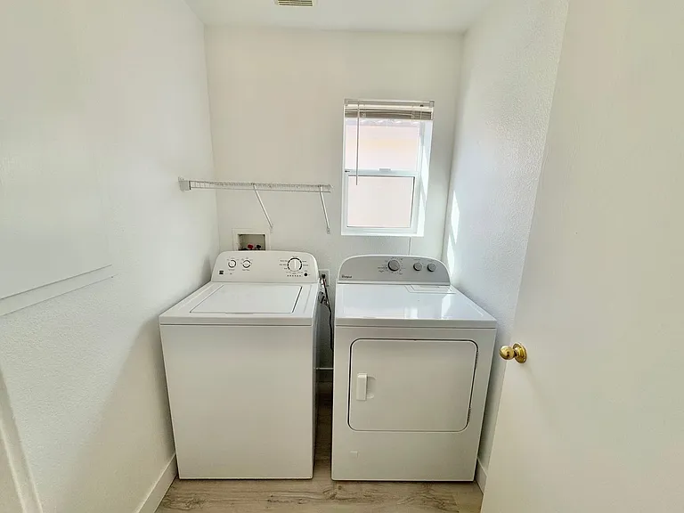 9511 Spring Blush Ave — Photo 18