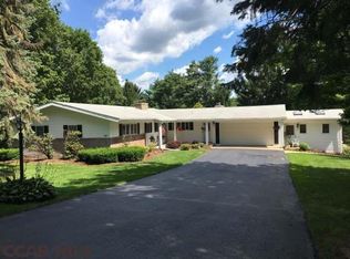 127 E Harris Dr, State College, PA 16801
