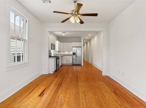 4th image of 1415 Clouet St