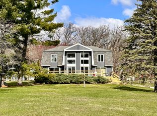 9114 Howe Rd, Wonder Lake, IL 60097