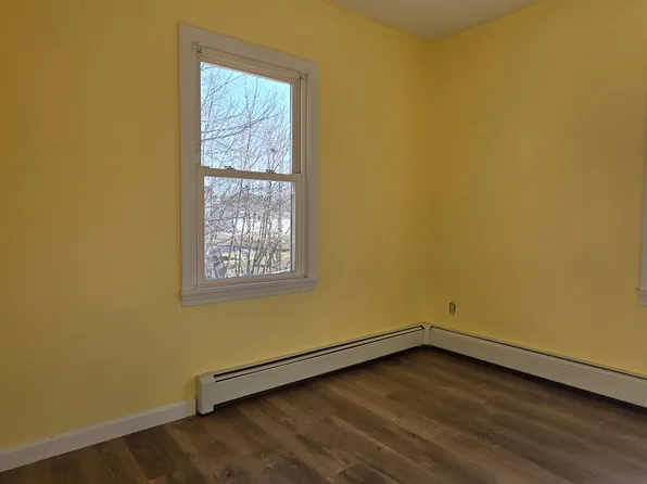 12 Elm Street, Sanford, ME 04083