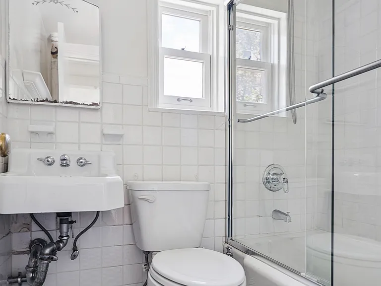 116 Charles St #3 — Photo 3