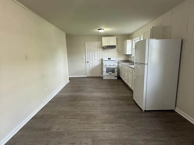 1853 Princeton Ave SW — Photo 13