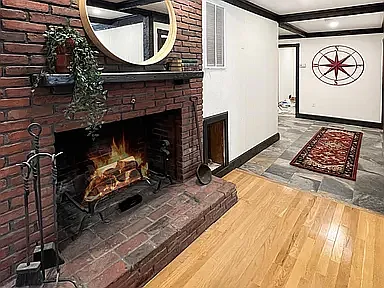 8 Locke St #1 — Photo 3