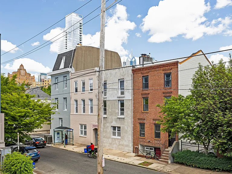 1130 Lombard St — Photo 41