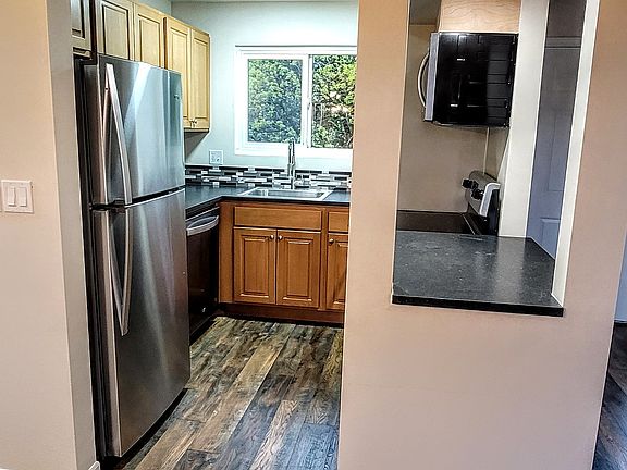 5th image of 2820 75th Pl SE APT 104
