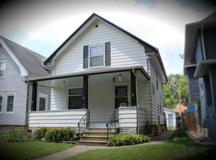 1526 D Ave NE, Cedar Rapids, IA 52402