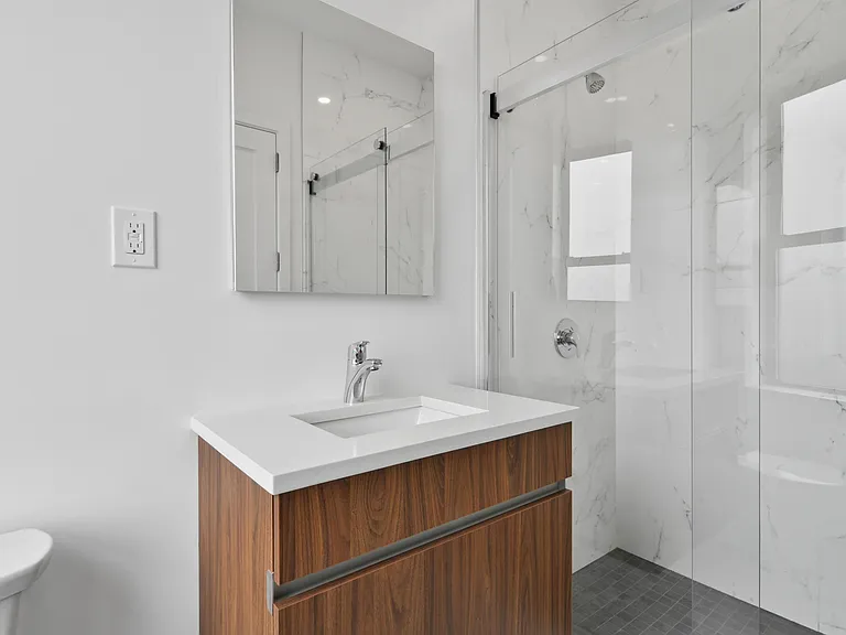 920 Riverside Dr #67 — Photo 11
