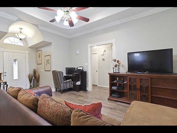 2nd image of 3101 Iris Ave