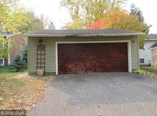 7829 Rimbley Rd, Woodbury, MN 55125