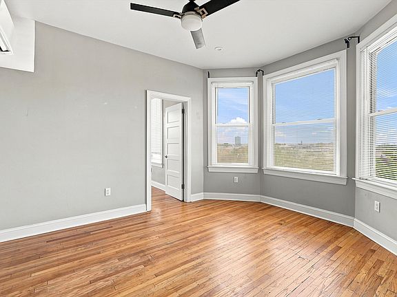 5th image of 1001 Pine St APT 501