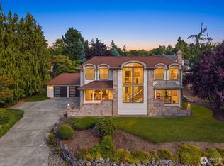 57 Chapman Loop, Steilacoom, WA 98388