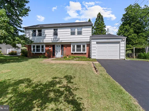 12422 Sarah Ln, Bowie, MD 20715