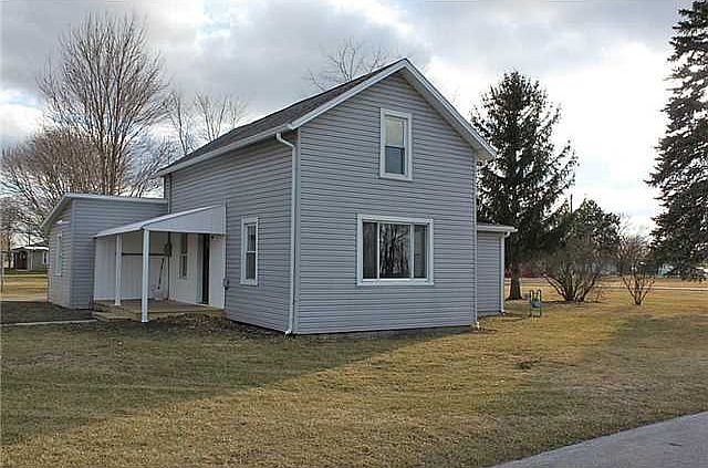 1st image of 106 W Gibson St