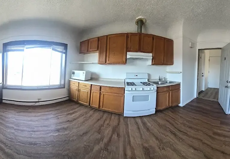 147 N 15th Ave #2W — Photo 5