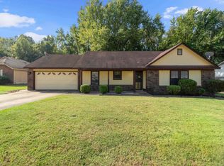 3335 Christine Gardens Rd S, Memphis, TN 38118